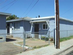 413-421 S Highland Ave in San Diego, CA - Building Photo - Building Photo