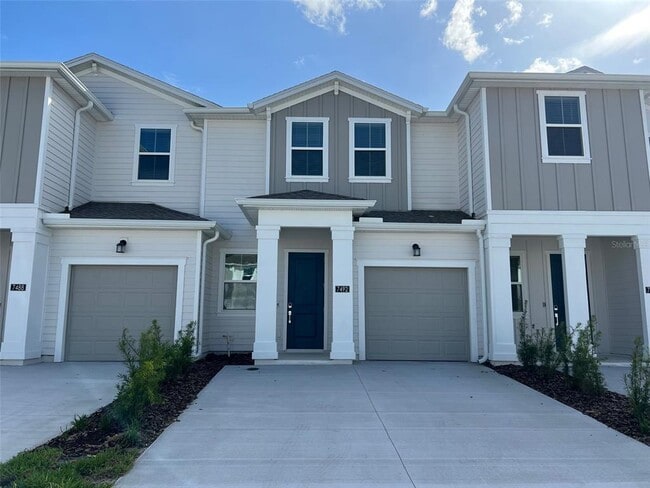property at 7492 Stone Crk Trl