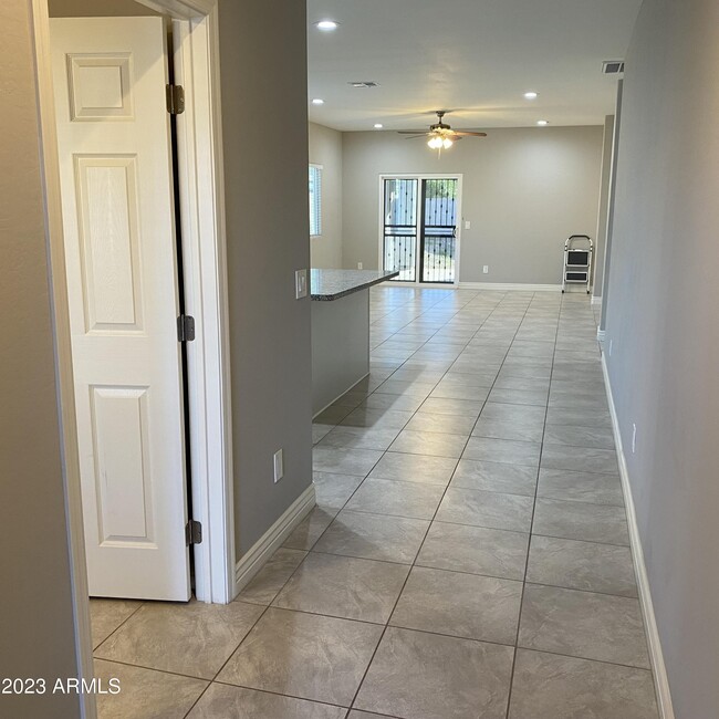9637 N 10th Ave in Phoenix, AZ - Building Photo - Building Photo
