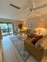 1648 Stickney Point Rd in Sarasota, FL - Building Photo - Building Photo