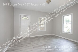 367 Fuller St, Unit #1 in Akron, OH - Building Photo - Building Photo