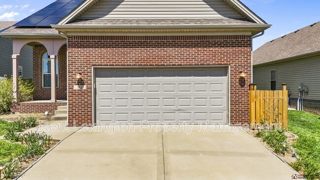 111 High Hope Ln in Georgetown, KY - Building Photo - Building Photo