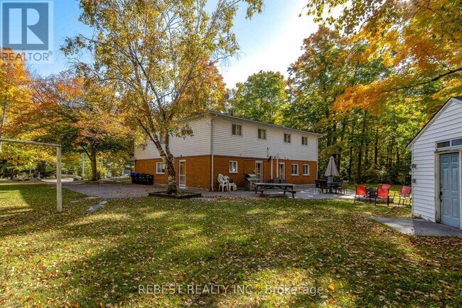 910 Concession Rd 17 W in Tiny, ON - Building Photo - Building Photo