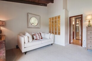 533 S Sierra Ave in Solana Beach, CA - Building Photo