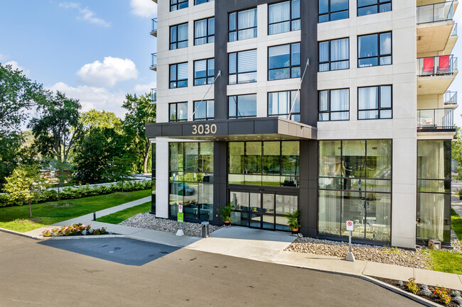 Equinoxe Levesque in Laval, QC - Building Photo - Building Photo