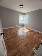 134 Rock Creek Rd in New Haven, CT - Building Photo - Building Photo