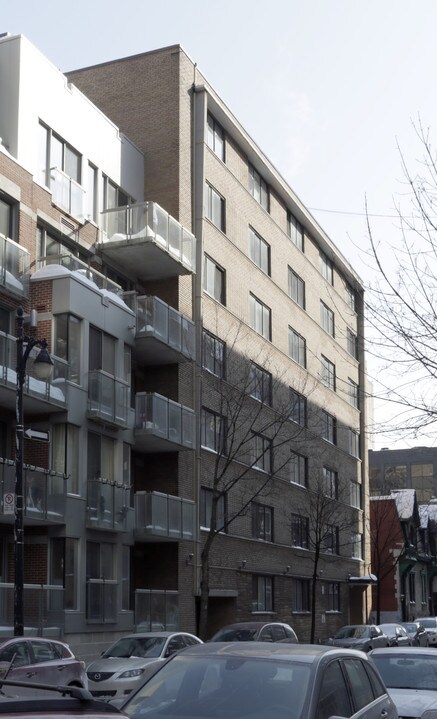 1433 Rue Towers in Montréal, QC - Building Photo