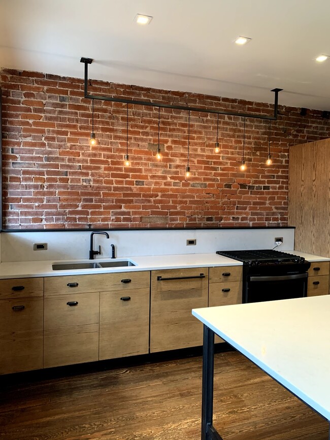 property at 4544 Oakland Ave