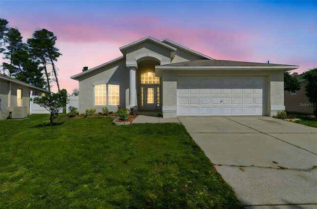 7904 Floradora Dr in New Port Richey, FL - Building Photo - Building Photo