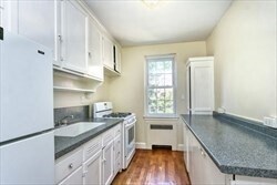 12 Ware St in Cambridge, MA - Foto de edificio - Building Photo