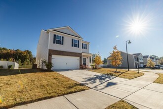 304 Gaines Rd in Clover, SC - Building Photo - Building Photo