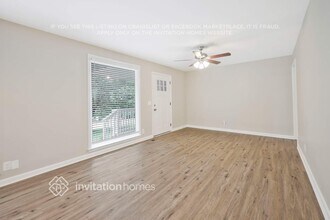 907 Rexdale Dr, Unit 115 in Nashville, TN - Building Photo - Building Photo