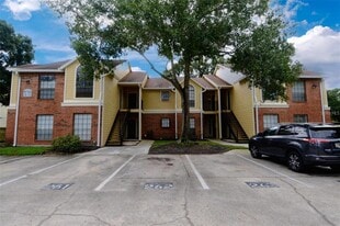 8722 Mallard Reserve Dr in Tampa, FL - Building Photo