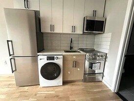 1000 Findlay Ave in Bronx, NY - Building Photo