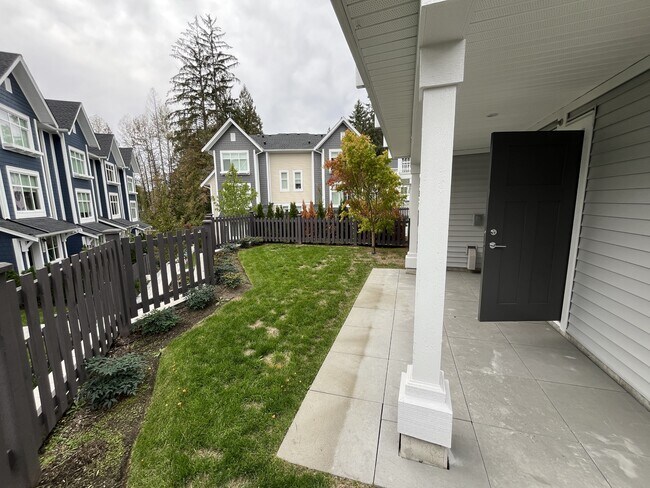 11280 Pazarena Pl. in Maple Ridge, BC - Building Photo - Building Photo