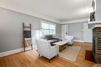 2863 N Frederick Ave in Milwaukee, WI - Building Photo - Building Photo
