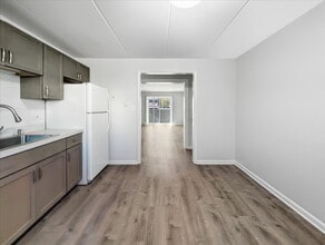 200 Marlene Ct in Wauconda, IL - Foto de edificio - Building Photo