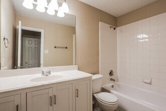 1308 Sheffield Dr in Mansfield, TX - Building Photo - Building Photo