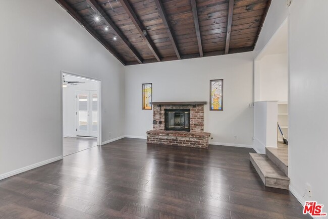 4905 Coolidge Ave in Culver City, CA - Building Photo - Building Photo
