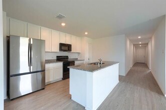 5916 Crystal Water Wy in Princeton, TX - Building Photo - Building Photo