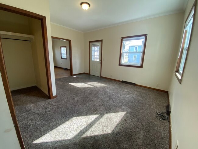 302 Perry St, Unit 302 Perry St in Horseheads, NY - Building Photo - Building Photo