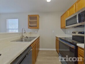 3740 Longview Dr in Douglasville, GA - Building Photo - Building Photo