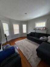 86 Highland Rd, Unit 3 in Brookline, MA - Building Photo - Building Photo