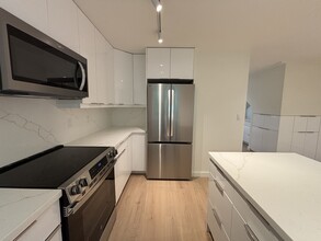 500 Kawaihae St in Honolulu, HI - Building Photo - Building Photo