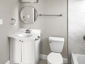 2014 Ross Ave in Fort Worth, TX - Building Photo - Building Photo