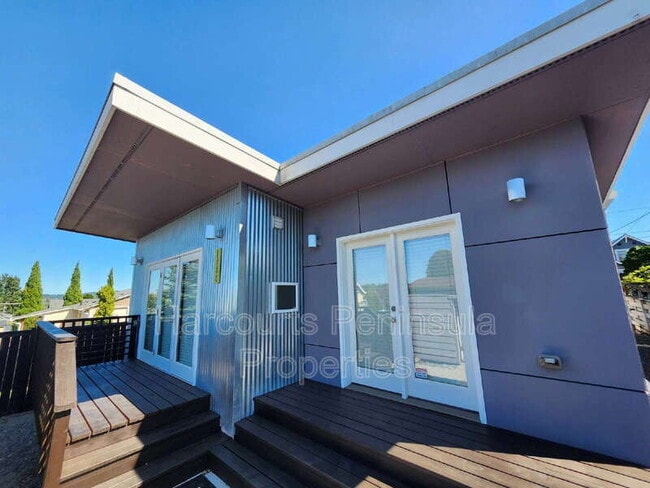 property at 1226 5th St