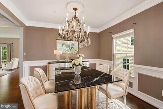 14523 Bentley Park Dr in Burtonsville, MD - Building Photo - Building Photo