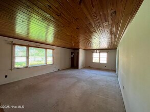 3205 Bridges St in Morehead City, NC - Building Photo - Building Photo