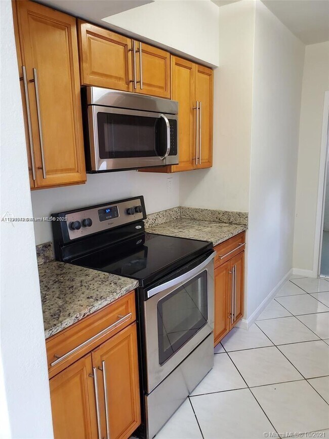 1630 NE 157th Ter in North Miami Beach, FL - Building Photo - Building Photo