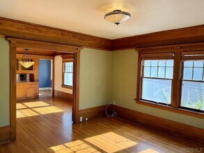 3917 Hawk St in San Diego, CA - Foto de edificio - Building Photo