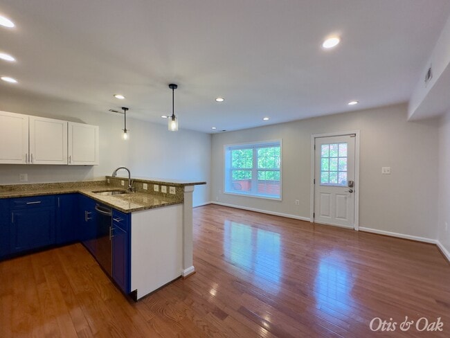 4805 4th St NW, Unit 3 in Washington, DC - Foto de edificio - Building Photo