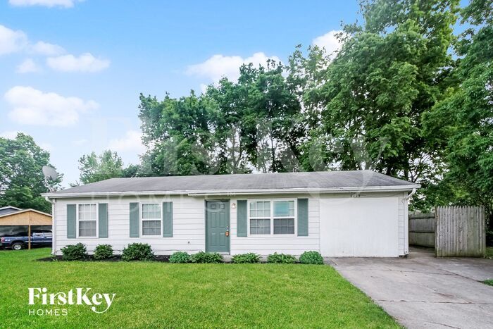 5639 Dry Den Dr in Indianapolis, IN - Building Photo