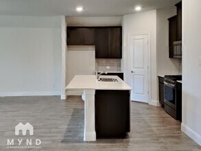 10713 Strike St in Aubrey, TX - Building Photo - Building Photo