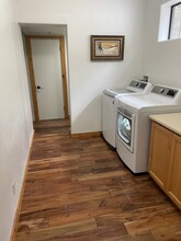 2275 E Old Miner Rd in Prescott, AZ - Foto de edificio - Building Photo