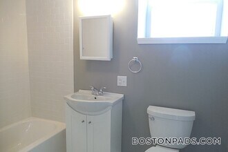 257 Washington St in Salem, MA - Building Photo - Building Photo