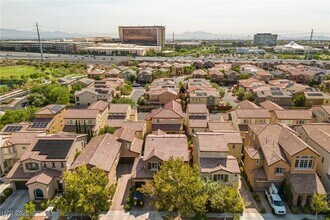 1857 Cape Cod Landing Dr in Las Vegas, NV - Building Photo - Building Photo