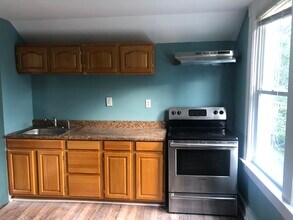 5913 Kavon Ave, Unit 3 in Baltimore, MD - Building Photo - Building Photo