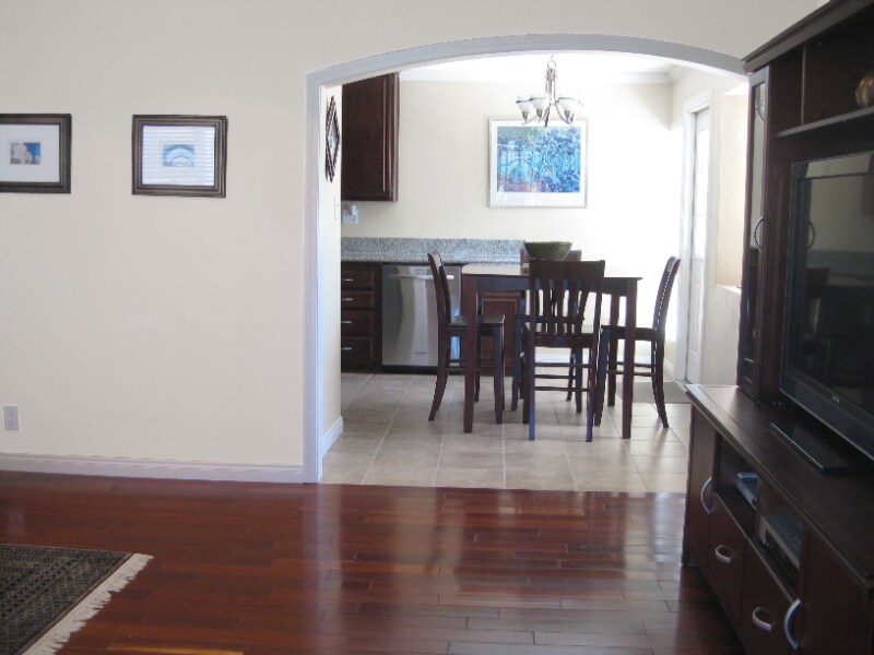 3542 Kelton Ave in Los Angeles, CA - Building Photo