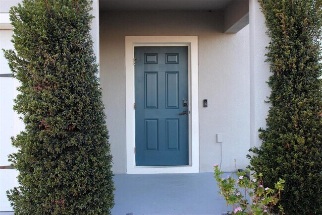 1684 Ambar Ct in Winter Haven, FL - Building Photo - Building Photo