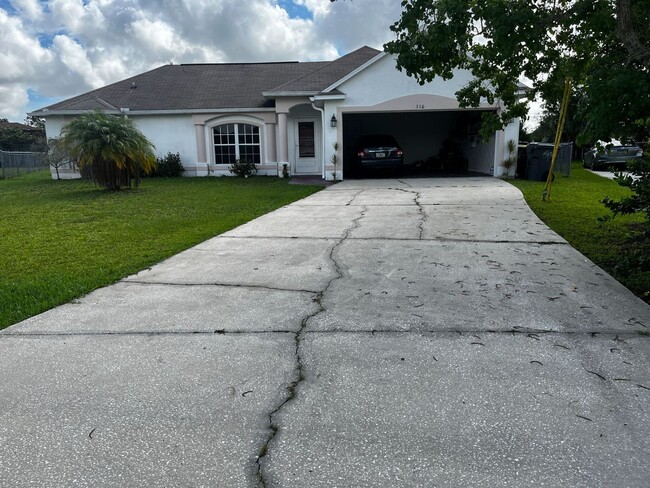 property at 310 Miami Pl