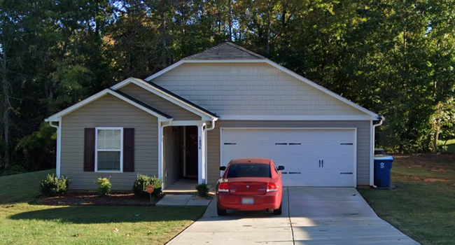 property at 1804 Woodbridge Dr