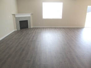 15094 SE Pomfret Rd in Clackamas, OR - Building Photo - Building Photo