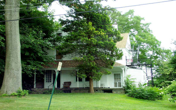 The Cricket Avenue Apartments in Ardmore, PA - Building Photo