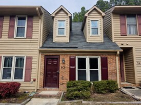 93 Stone Hill Ct in Durham, NC - Building Photo