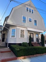 511 Angell St in Providence, RI - Building Photo