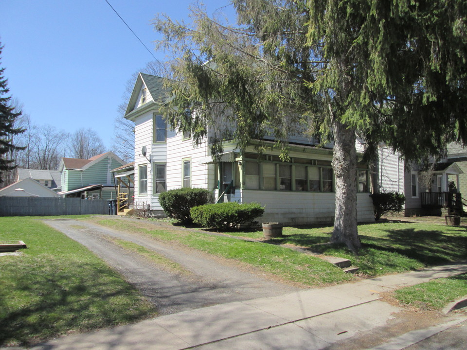 37 Burnside Avenue in Oneonta, NY - Building Photo